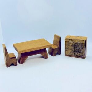 VTG Bruderhof Community Playthings Wooden Furniture Table with (2) Chairs & Sink